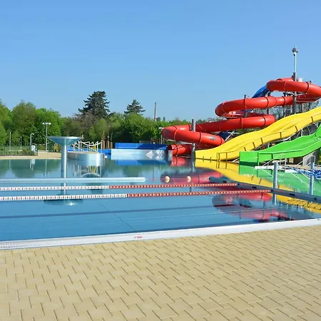 Holiday Jana بيت للعطل Malá Skála